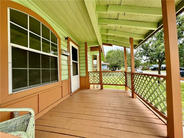 5018 Bevly Dr, Corpus Christi, TX 78411