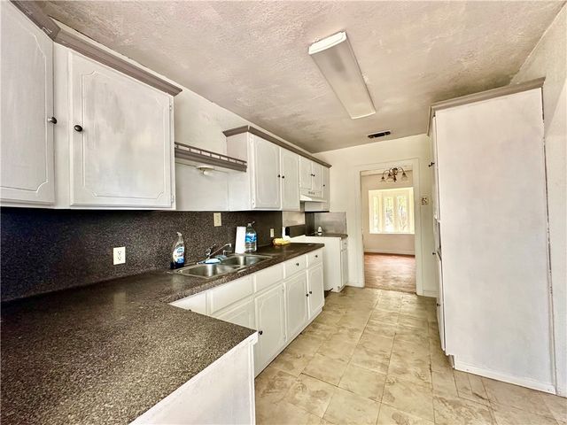 5018 Bevly Dr, Corpus Christi, TX 78411