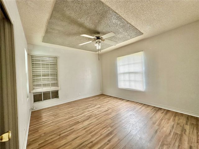5018 Bevly Dr, Corpus Christi, TX 78411