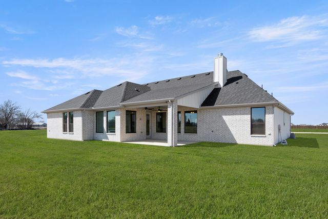 2320 Oak Knoll Drive, Palmer, TX 75152