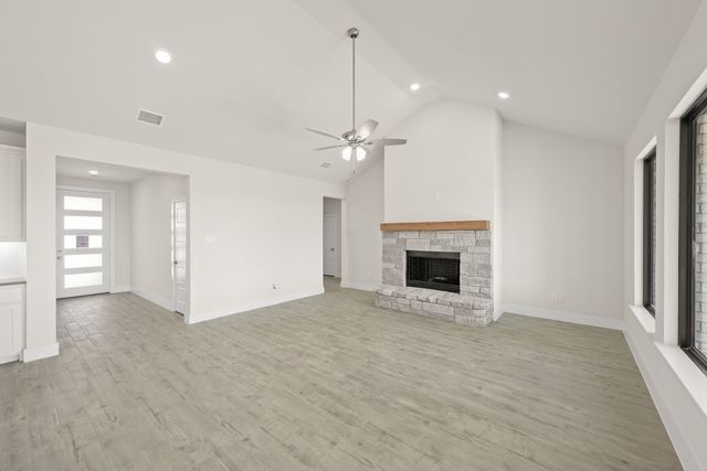 2320 Oak Knoll Drive, Palmer, TX 75152