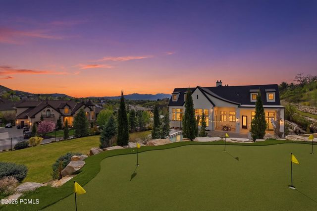 11 Cross Hill Lane, Sandy, UT 84092