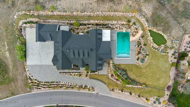 11 Cross Hill Lane, Sandy, UT 84092