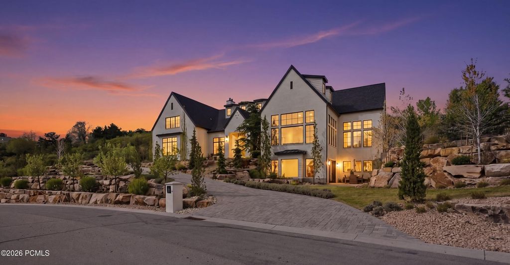 11 Cross Hill Lane, Sandy, UT 84092