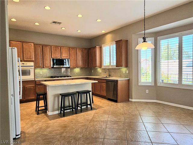 2139 Twin Falls Drive, Henderson, NV 89044