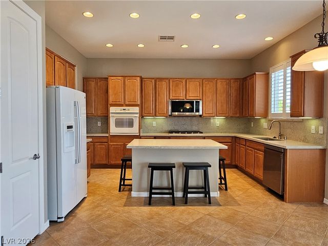 2139 Twin Falls Drive, Henderson, NV 89044