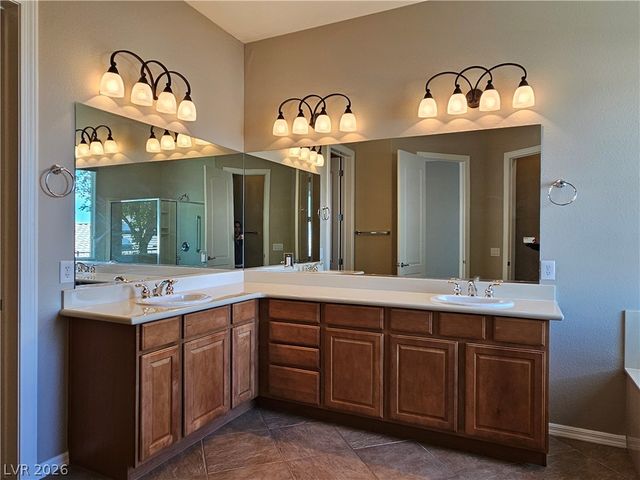 2139 Twin Falls Drive, Henderson, NV 89044