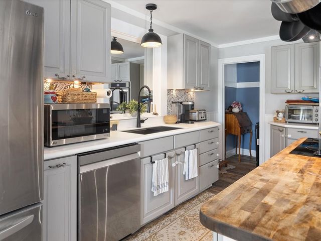96 Ashaway Road, Westerly, RI 02891