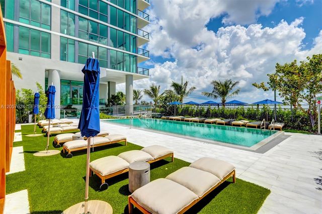 3131 NE 7th Ave PH4901, Miami, FL 33137