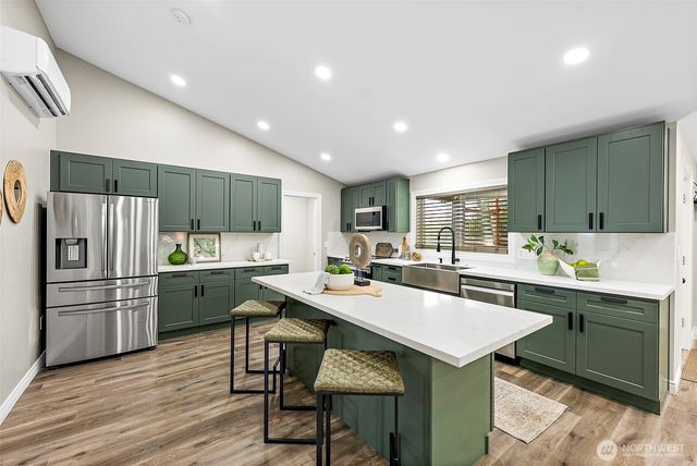 20425 198th Avenue SE, Maple Valley, WA 98038