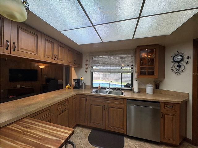 6457 SAMOA DRIVE, Sarasota, FL 34241