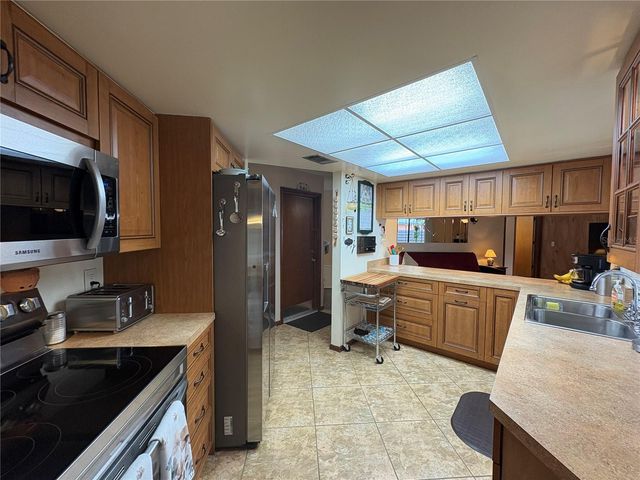 6457 SAMOA DRIVE, Sarasota, FL 34241