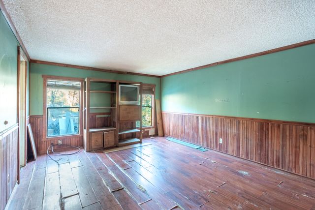 14361 Holiday Way, Bella Vista, CA 96008