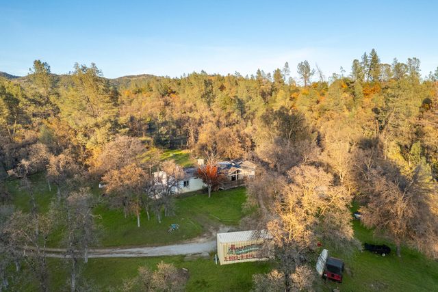 14361 Holiday Way, Bella Vista, CA 96008