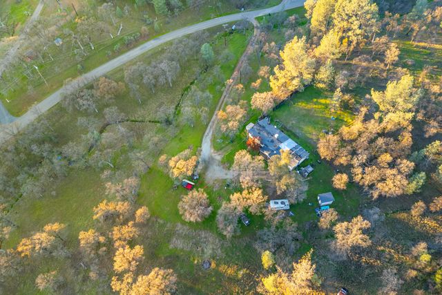 14361 Holiday Way, Bella Vista, CA 96008