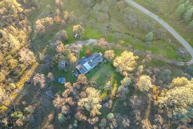 14361 Holiday Way, Bella Vista, CA 96008