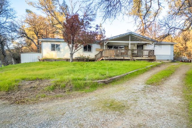 14361 Holiday Way, Bella Vista, CA 96008