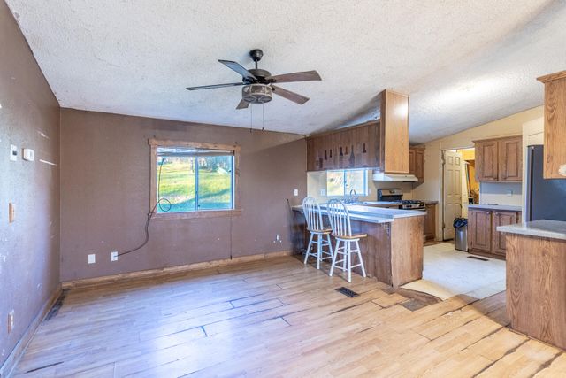 14361 Holiday Way, Bella Vista, CA 96008