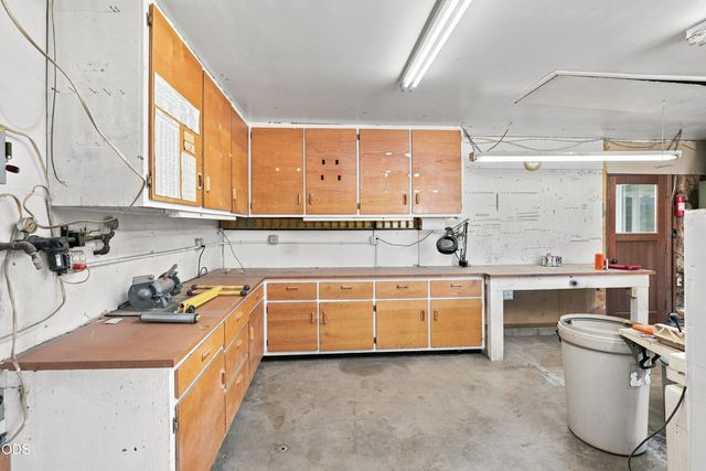 1426 Saint Andrew Way, Medford, OR 97504