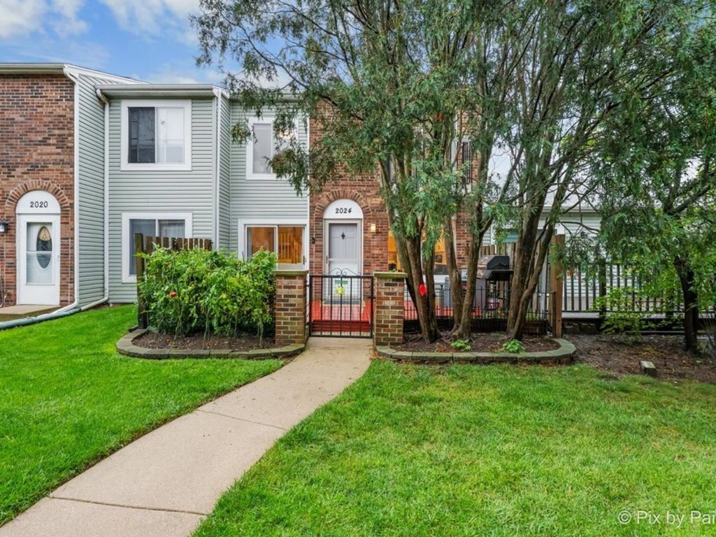 2024 Sudbury Drive, Hoffman Estates, IL 60169 — exterior