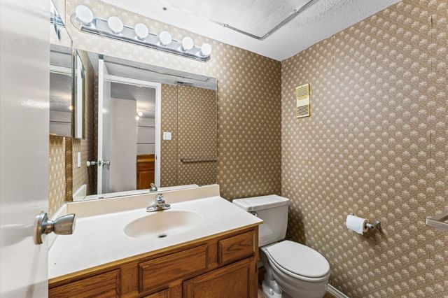 5917 Fairdale Lane 6, Houston, TX 77057