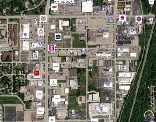 100 SE 29th ST, Topeka, KS 66605