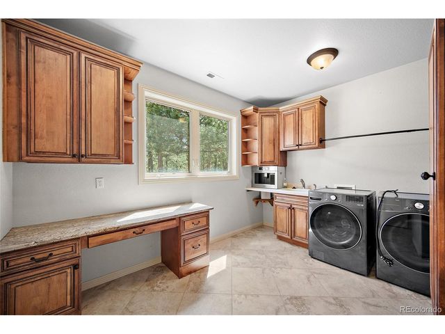 4961 High Forest Rd, Colorado Springs, CO 80908