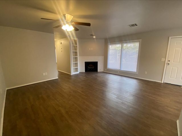5305 E 32nd Place B, Tulsa, OK 74135