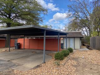 5305 E 32nd Place B, Tulsa, OK 74135