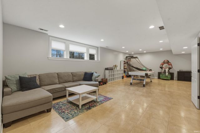 10208 Kilkea Place, Fort Wayne, IN 46835