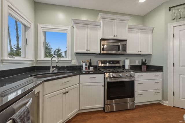 10208 Kilkea Place, Fort Wayne, IN 46835