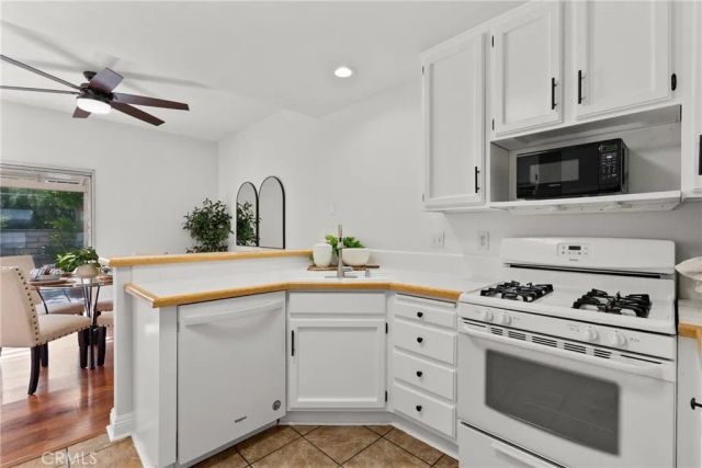 28143 Seco Canyon Road 48, Saugus, CA 91390
