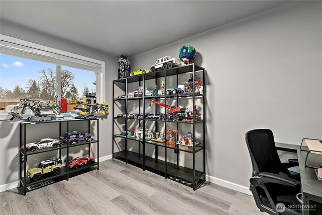 13713 2nd Avenue Ct E, Tacoma, WA 98445