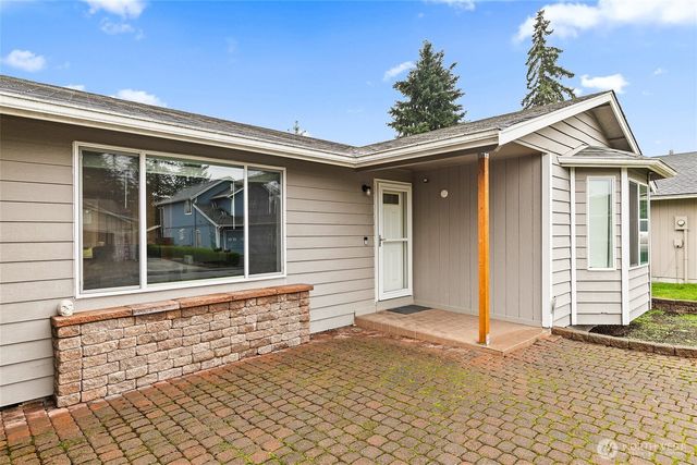 13713 2nd Avenue Ct E, Tacoma, WA 98445