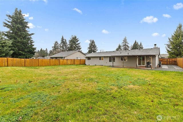 13713 2nd Avenue Ct E, Tacoma, WA 98445