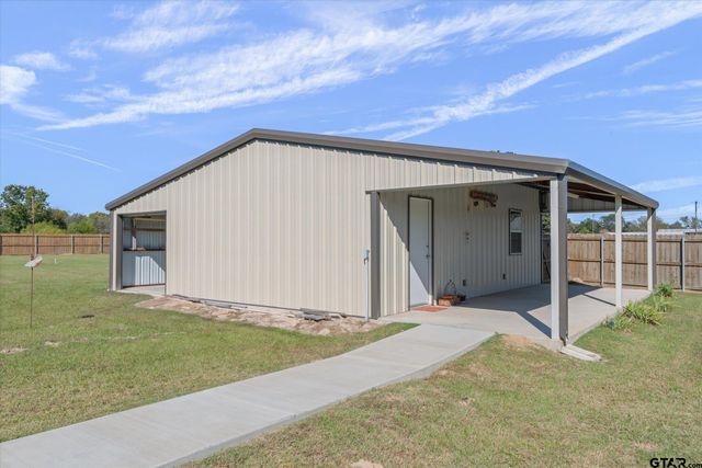 216 Private Road 8641, Canton, TX 75103