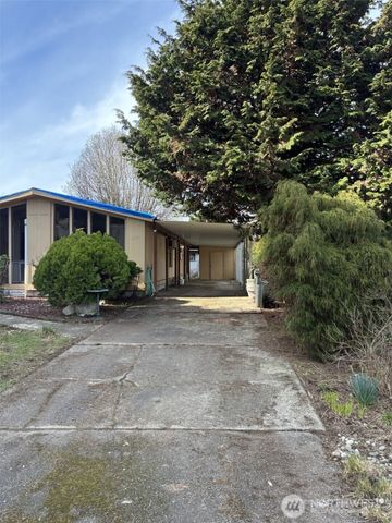 4421 36th Court SE, Lacey, WA 98503