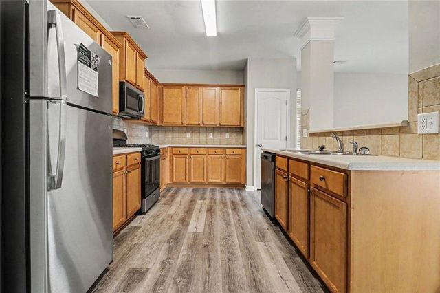 7770 Fabled Point, Union City, GA 30291
