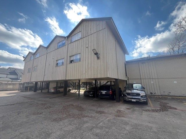 5010 Bowser Avenue 106, Dallas, TX 75209