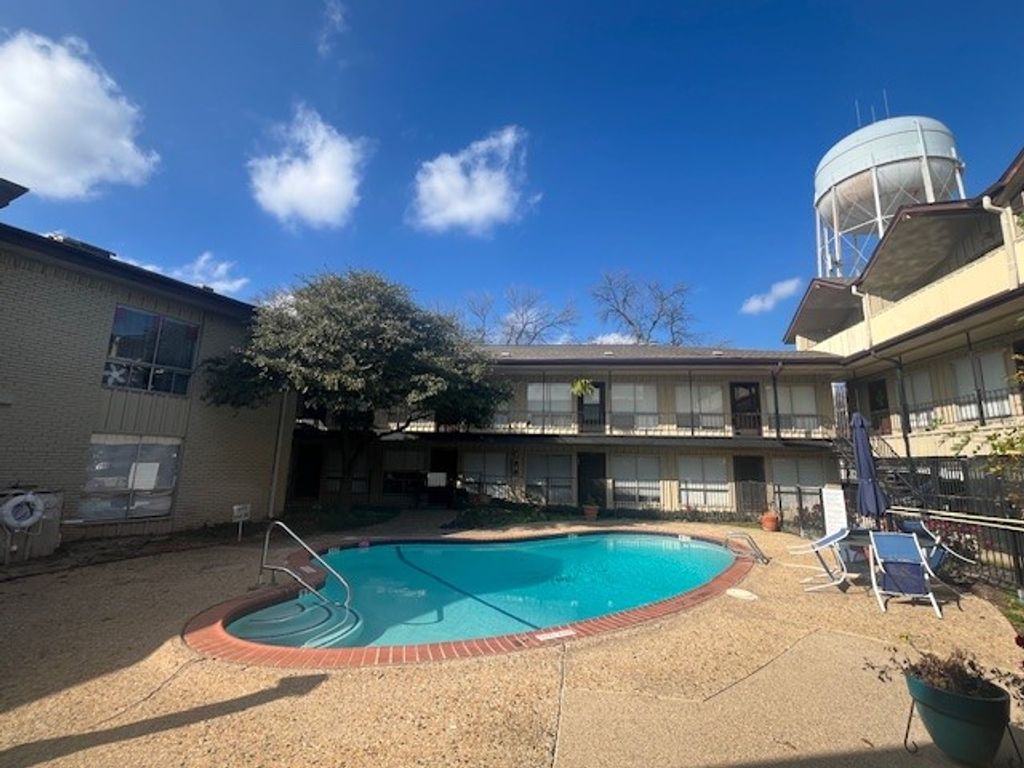 5010 Bowser Avenue 106, Dallas, TX 75209