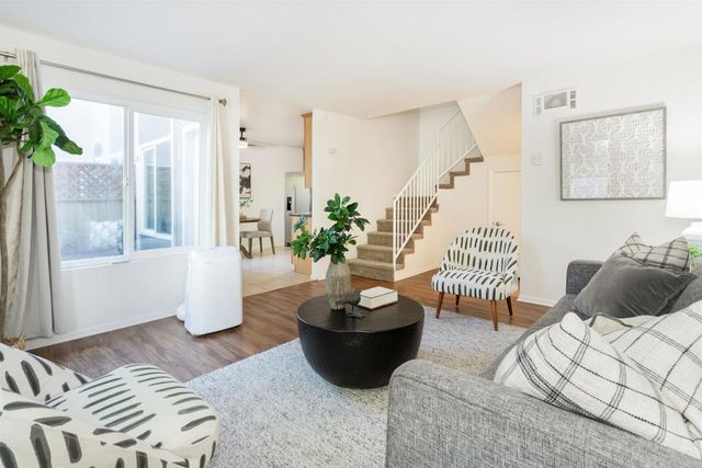 6333 College Grove Way 6102, San Diego, CA 92115