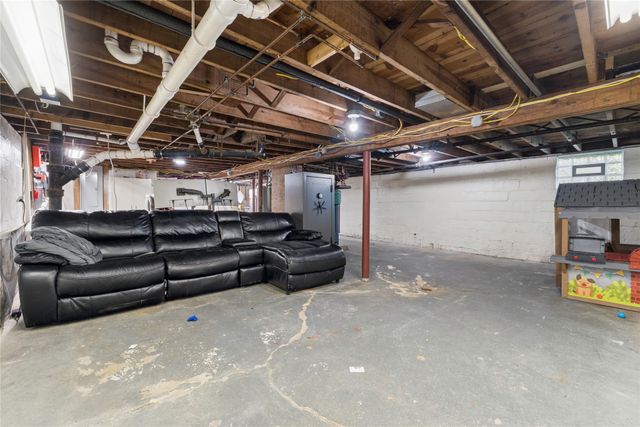 935 VILLA SITES Avenue, Harborcreek, PA 16421