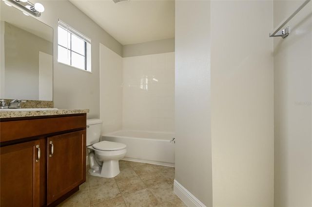 10255 NEWMINSTER LOOP, Ruskin, FL 33573