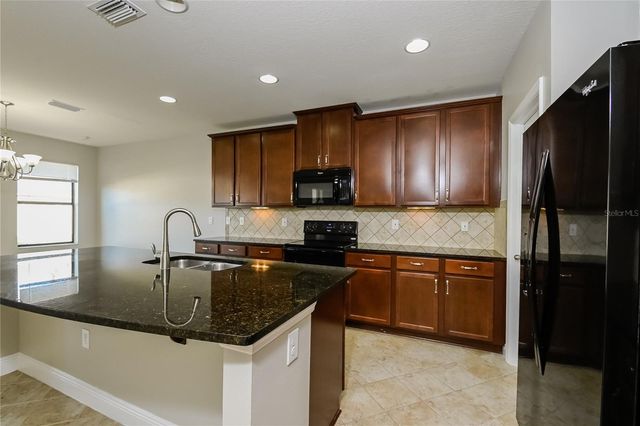 10255 NEWMINSTER LOOP, Ruskin, FL 33573