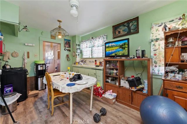 1438 W 70th, Los Angeles, CA 90047