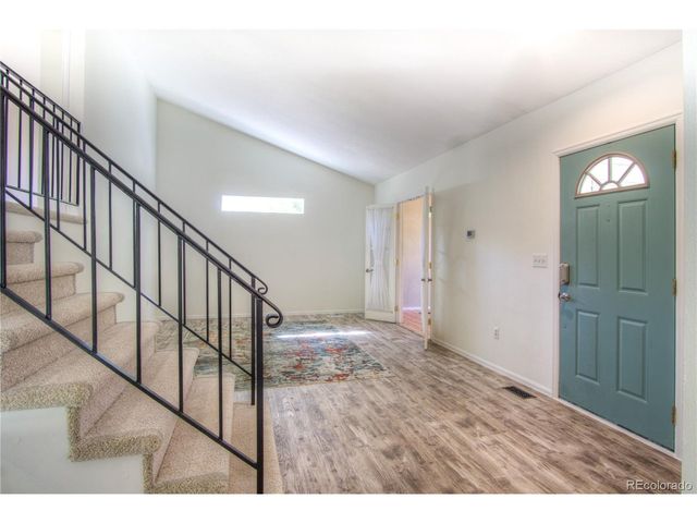 8707 W Glasgow Pl, Littleton, CO 80128