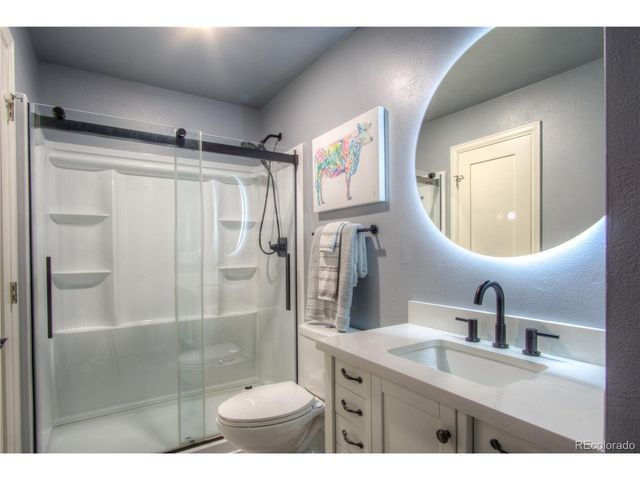 8707 W Glasgow Pl, Littleton, CO 80128