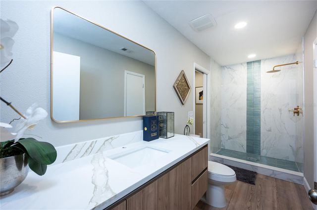 13907 WELLESFORD WAY, Tampa, FL 33624