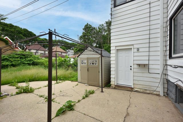 2129 N 47th STREET, Milwaukee, WI 53208