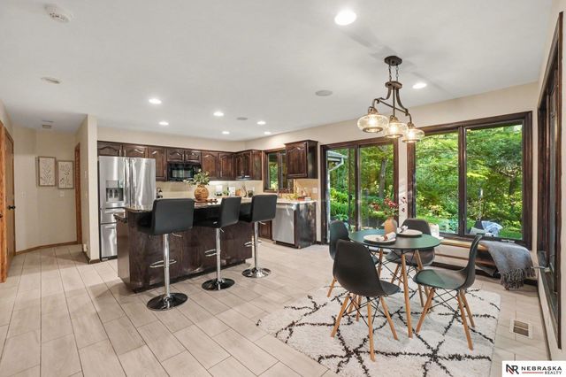 21417 Ridgewood Road, Omaha, NE 68022